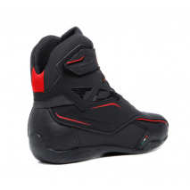 Zapatilla TCX Zeta WP negra y roja 